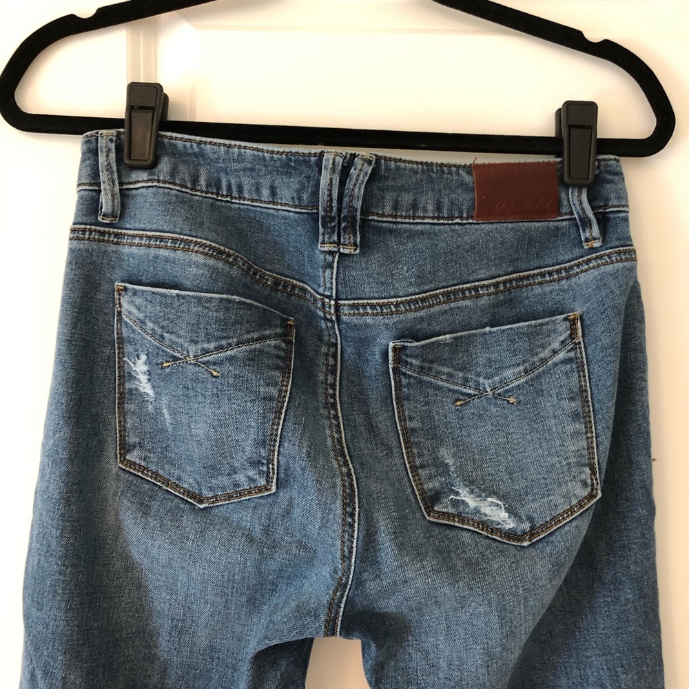 Unpublished Ripped Crop Jeans - Picture 5 of 6